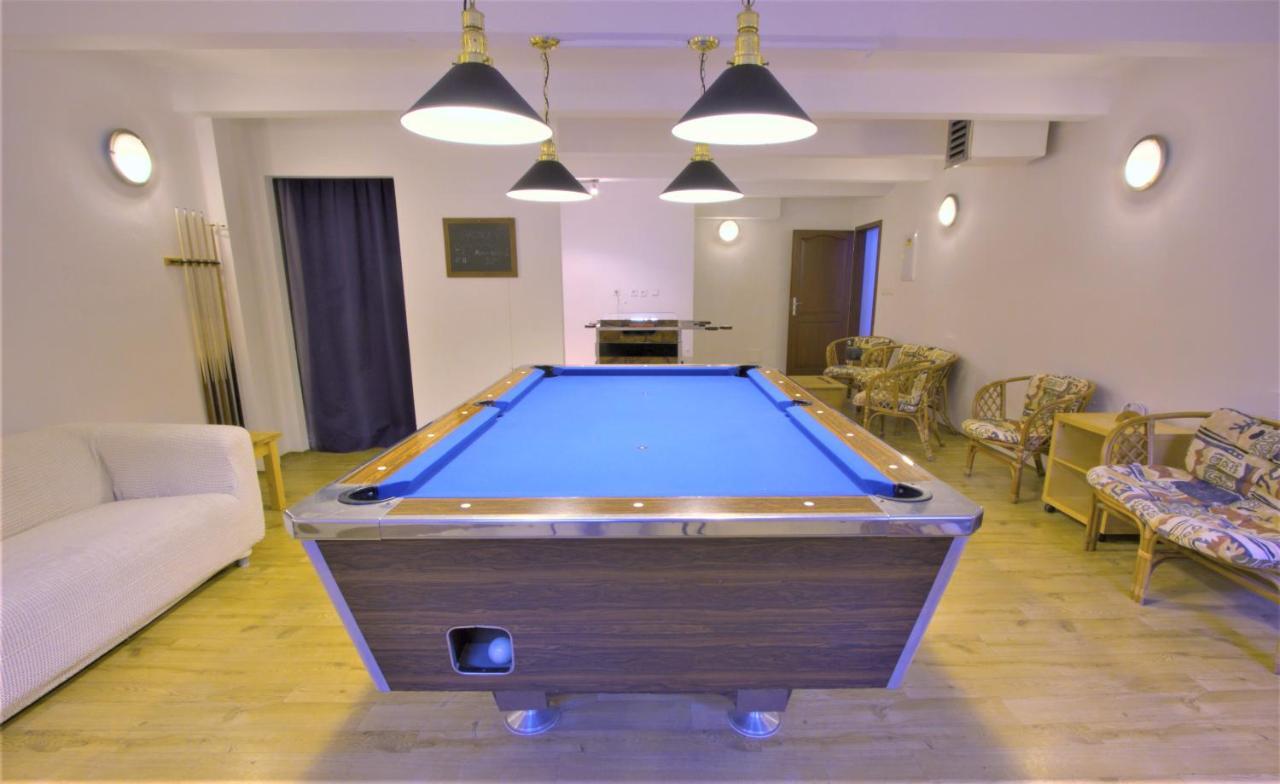 Penzion Majak Dublovice Екстериор снимка