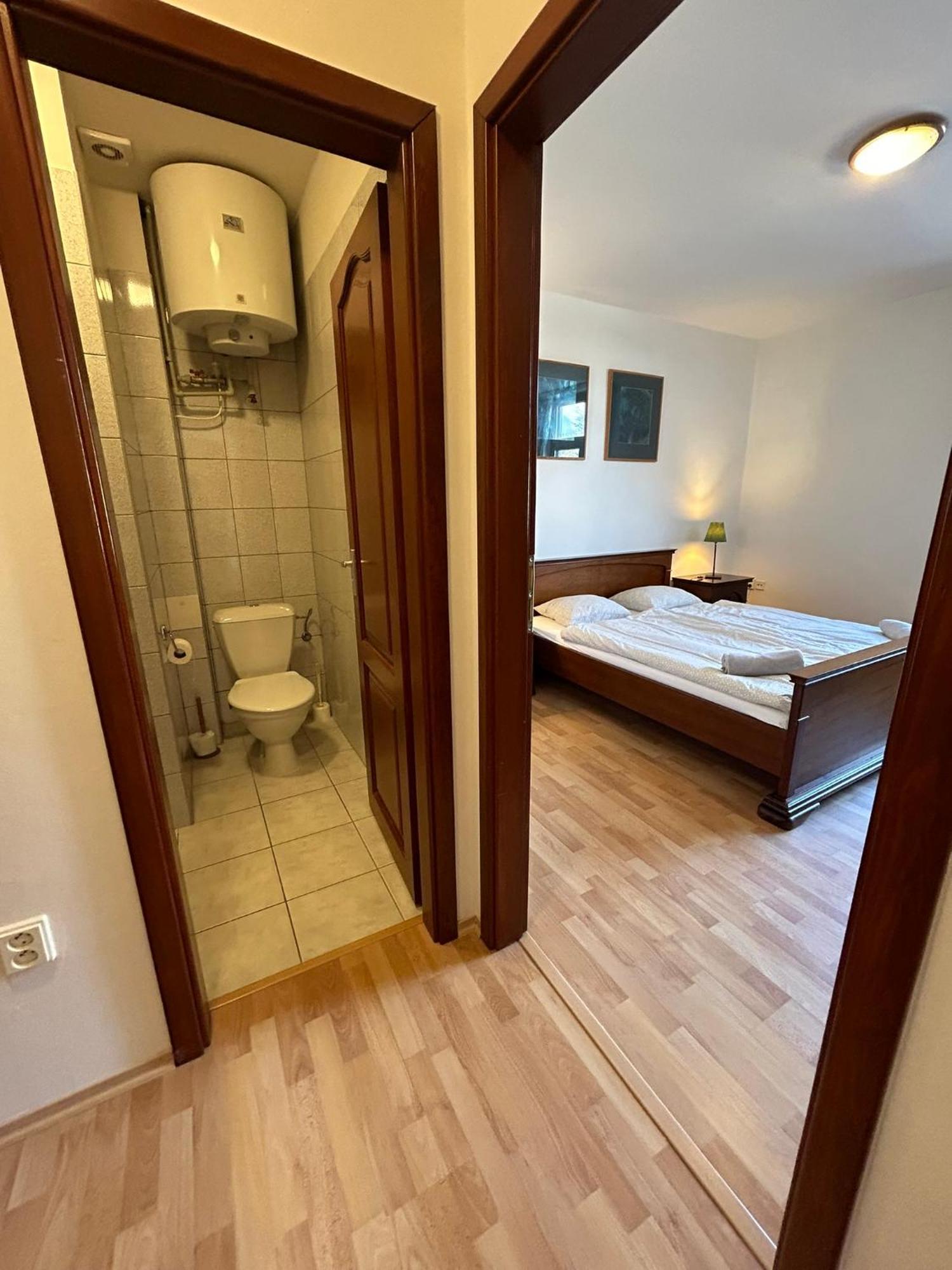 Penzion Majak Dublovice Екстериор снимка