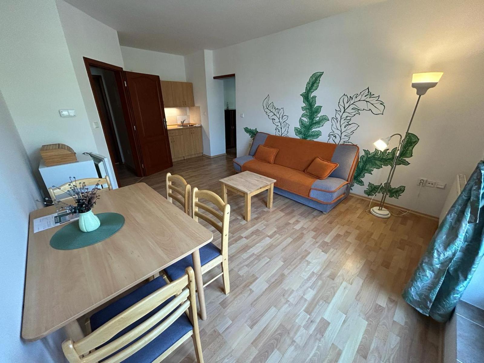 Penzion Majak Dublovice Екстериор снимка